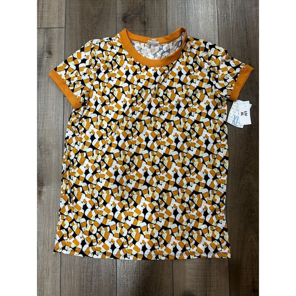 Lularoe‎ Liv T-shirt Candy Corn HALLOWEEN Orange Black Graphic T New NWT XL